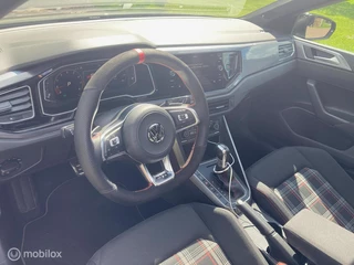 Volkswagen Polo Volkswagen Polo 2.0 TSI GTI VOL OPTIES ALS NIEUW - afbeelding nr 17
