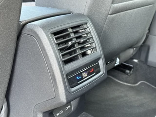 Volkswagen Golf Volkswagen Golf NEW 1.5 TSI LIFE PDC/CARPLAY/FABRIEKSGARANTIE - afbeelding nr 14