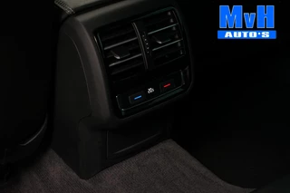 Volkswagen Passat Volkswagen Passat Variant 1.4 TSI R-Line|VIRTUAL|TREKH|LED - afbeelding nr 57