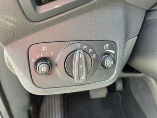 Ford C-MAX Ford C-Max 1.5 Titanium 150PK Automaat Trekhaak Cruise Navi Camera 1500Kg Trekgewicht Climate Parkeersensoren Carplay Keyless *Dealer Onderhouden* - afbeelding nr 24