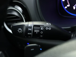 Hyundai Kona Hyundai Kona 1.6 GDI HEV Fashion I Hybride I Navigatie I Automaat | 18 Inch - afbeelding nr 24