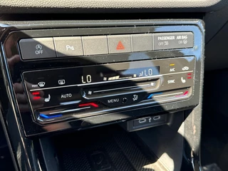 Volkswagen T-Cross Volkswagen T-Cross 1.0 TSI 115pk DSG Style | New model | IQ-Light | Camera - afbeelding nr 27