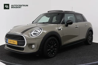 MINI Cooper Mini 1.5 Pepper (PANORAMADAK, STOELVERWARMING, CRUISE CONTROL, NAVIGATIE, PARKEERSENSOREN)