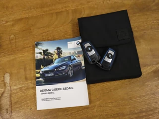 BMW 3 Serie BMW 3 Serie 318i Edition M Sport Shadow Executive [M-STUUR, VOL LEDER, STOELVERWARMING, PDC ACHTER, CRUISE, CLIMATE, NIEUWSTAAT] - afbeelding nr 24
