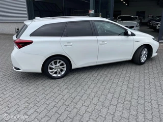 Toyota Auris Toyota Auris 1.8 Hybrid Comfort/Led/Navi/Bt/Parkass./Pano/ - afbeelding nr 12