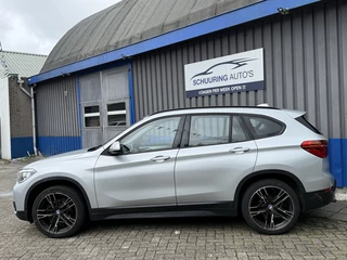 BMW X1 BMW X1 sDrive18i Executive - afbeelding nr 2
