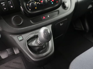 Opel Vivaro | Navigatie | Airco | Cruise | Trekhaak - afbeelding nr 16