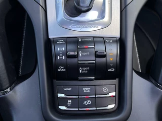 Porsche Cayenne Porsche Cayenne 3.6 GTS | Panoramadak | Bose | Sportchrono | Navi | Camera | Stoelverwarming Voor/Achter | Verwarmd Stuurwiel | LED | - afbeelding nr 33