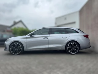 CUPRA Leon Sportstourer Cupra Leon Sportstourer 1.4 e-Hybrid VZ Business PHEV / CAMERA / NAVI / INPARKEREN / ZEER NETJES / SFEERVERL. / CARPLAY DRAADLOOS - afbeelding nr 4