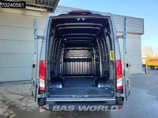 Iveco Daily Iveco Daily 35C18 3.0L180PK Automaat Dubbellucht L2H2 ACC Navi Camera 12m3 Airco - afbeelding nr 7