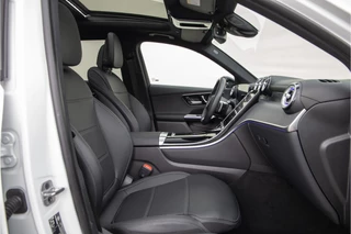 Mercedes-Benz GLC Mercedes-Benz GLC 300e 4MATIC AMG Premium Plus, Pano, Massage, Burmester, Head-Up, Nightpakket - afbeelding nr 12