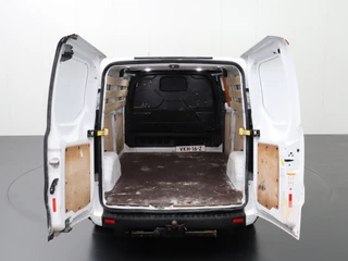 Ford Transit Custom | Navigatie | Camera | Airco | 3-Persoons | Betimmering - afbeelding nr 4