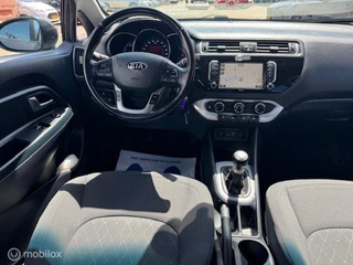 Kia Rio Kia Rio 1.2 CVVT DynamicLine 5 deurs , Navigatie & Camera , Bleutooth , Cruise controle , Sport velgen , Deurvergrende ling met afstand bediening - afbeelding nr 15