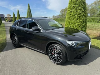 Alfa Romeo Stelvio Alfa Romeo Stelvio 2.0 T Q4 Luxery, 320pk, 20 inch, top!! - afbeelding nr 8