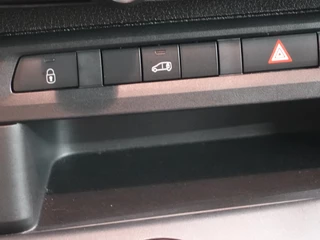 Opel Vivaro Opel Vivaro 2.0 BlueHDi 145PK L2 Automaat Trekhaak Apple carplay Cruise control Parkeersensoren - afbeelding nr 22