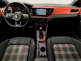Volkswagen Polo Volkswagen Polo 2.0 TSI GTI 200Pk Automaat (SCHUIFDAK, VIRTUAL COCKPIT, APPLE CARPLAY, GROOT NAVI, CAMERA, BEATS AUDIO, MODE KNOP, STOELVERWARMING, CRUISE, NIEUWSTAAT) - afbeelding nr 6
