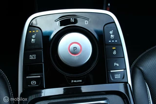 Kia e-Niro Kia e-Niro ExecutiveLine 64 kWh, Leer, Memory, stuur- Stoel verwarming/ventilatie, Pdc voor- achter, Camera, Adaptief Cruise, Dode hoek detectie, Carplay, Clima, Navi, Donkerglas. - afbeelding nr 36