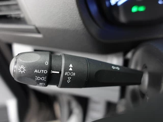 Peugeot Expert Peugeot Expert 100pk L2H1 Premium Apple Carplay / Android Auto Cruise control Airco DAB+ 3zits Lichtmetalen velgen - afbeelding nr 13