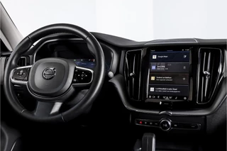 Volvo XC60 Volvo XC60 2.0 T6 Plug-in hybrid AWD Plus Dark | S/K-Panodak | Dig. Cockpit | Adapt. Cruise | Memory Stoelen | Elek. Klep | Stoel-+stuurverw. | 360 Camera | Harman/Kardon | NAV+App. Connect | LM 19