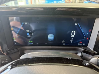 Ford Transit Courier Ford E-Transit Courier Limited 44 kWh 136pk | Ford Voorraad | Driver Assistance Pack | Laadvloerbescherming | Trekhaak | LED Laadruimteverlichting - afbeelding nr 24