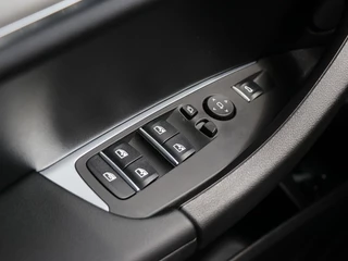 BMW X3 BMW X3 xDrive30e I Leder I Trekhaak I Navi I Dodehoekdetectie - afbeelding nr 16