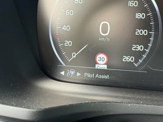Volvo V60 Volvo V60 T6 Recharge AWD R-Design | Long Range | H&K Audio | Getint glas | 360 Camera - afbeelding nr 11