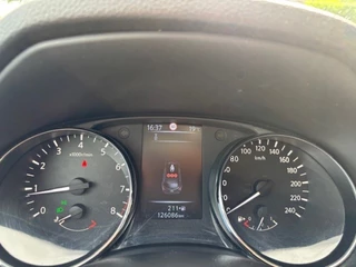 Nissan QASHQAI Nissan QASHQAI 1.2 Connect, Panodak, Clima, Cruise, Navi, Camera, trekhaak - afbeelding nr 24