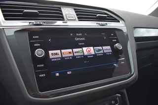 Volkswagen Tiguan Volkswagen Tiguan 1.5 TSI ACT HIGHL. LED, Camera, Apple Carplay - afbeelding nr 19