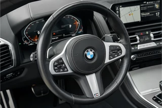 BMW 8 Serie BMW 8 Serie 840i Cabriolet M-Sport Technik Shadow M-Sport Stoel + Ventilatie Nekverw Soft Close 20