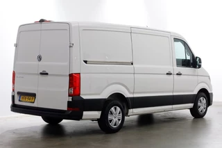 Volkswagen Crafter Volkswagen Crafter 35 2.0 TDI 140pk DSG-Automaat L3H2 (L2H1) Navi/Camera/Inrichting 05-2020 - afbeelding nr 2