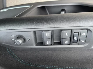 Jeep Compass Jeep Compass 4xe 240 Plug-in Hybrid Electric Upland Navigatie Camera Leer Led- Xenon NL Auto Met NAP!! - afbeelding nr 20