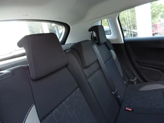 Peugeot 2008 Peugeot 2008 1.2 PureT. Blue Lion - afbeelding nr 12