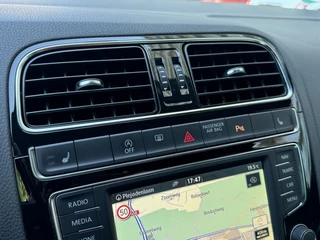 Volkswagen Polo Volkswagen Polo 1.2 TSI R-LINE NAVI CARPLAY 110PK - afbeelding nr 17