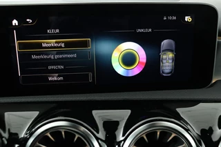 Mercedes-Benz A-Klasse Mercedes-Benz A-klasse 250e AMG Night | Stoelverwarming | Carplay |  Widescreen | Sfeerverlichting | Camera | Leder/Alcantara | Navigatie | Full LED - afbeelding nr 21