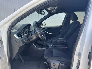 BMW X1 BMW X1 xDrive20i Executive M-Sport|Trekhaak|NL-Auto - afbeelding nr 18