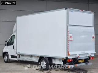 Peugeot Boxer Peugeot Boxer 165PK Bakwagen Laadklep Zijdeur Lat om lat Airco Bluetooth Radio Meubelbak Koffer Gesloten laadbak 21m3 Airco Cruise control - afbeelding nr 2