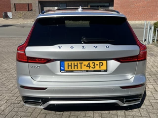 Volvo V60 Trekhaak Panodak Elek.stoelen + Nappa Leer Stoelverwarming + Ventilatie Stuurverwarming 19 Inch Velgen Carplay Extra Getint Glas Donkere Hemel 1e Eigenaar Plug In Hybride - afbeelding nr 4