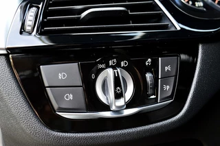 BMW 5 Serie BMW 5 Serie Touring 520i M-Sport Rijklaarprijs-Garantie Leder Interieur Led Navigatie Sfeer verlichting - afbeelding nr 32