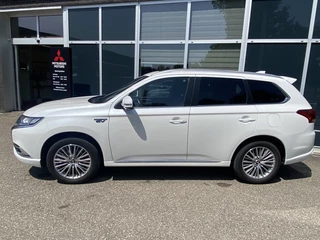 Mitsubishi Outlander Mitsubishi Outlander 2.4 PHEV Intense+ - afbeelding nr 2