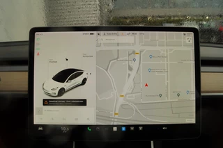 Tesla Model 3 - afbeelding nr 12