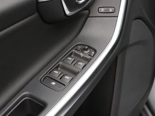 Volvo S60 Volvo S60 T3 POLAR+ DYNAMIC LEDER NAVI XENON BLUETOOTH PARK ASSIST - afbeelding nr 10