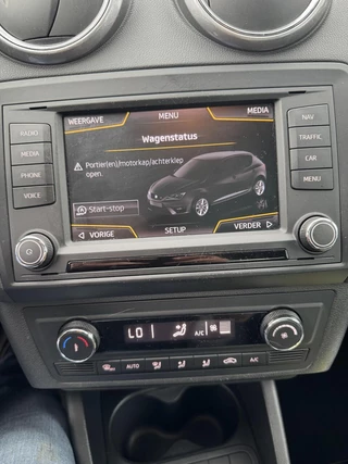 SEAT Ibiza Seat Ibiza fr sport leer alcantara stoelverw schuifpanodak 84,512km - afbeelding nr 14