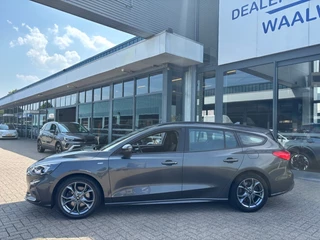 Ford Focus Ford Focus 1.0 ST-LINE 125 PK NAVI AIRCO/ECC PDC - afbeelding nr 5