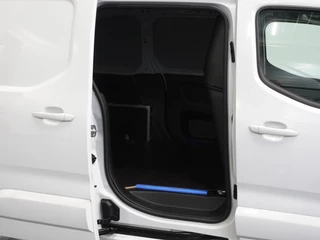 Opel Combo Opel Combo 1.5D L1H1 130pk Automaat Edition | Apple Carplay / Android Auto | Trekhaak | Airco | Cruise control - afbeelding nr 36