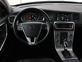 Volvo S60 Volvo S60 1.5 T2 Nordic+ | 78.200km NAP | Schuifdak |  Stoelverwarming | Adaptive cruise | Camera | Navigatie | Xenon | BLIS | Park Assist | Memory - afbeelding nr 3