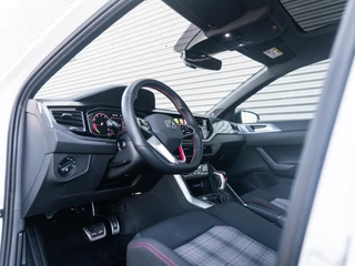 Volkswagen Polo Volkswagen Polo 2.0 TSI GTI Pano Beats Navi Cruise Camera VOL! - afbeelding nr 37