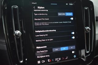 Volvo XC40 Volvo XC40 Extended Range Plus 252pk/82kWh | Climate | Trekhaak | Extra get - afbeelding nr 24