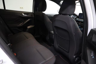 Ford Focus Ford Focus Wagon 1.5 EcoBoost ST-line Business | Full option! | 180pk! - afbeelding nr 13
