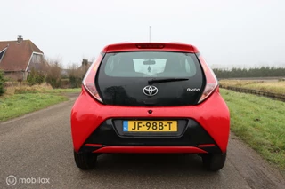 Toyota Aygo Toyota Aygo 1.0 VVT-i x-play / Scherm / Camera / Airco - afbeelding nr 23