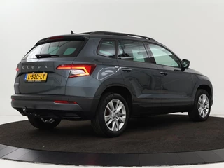 Škoda Karoq Skoda Karoq 1.0 TSI Business Edition | Panoramadak |  Stoelverwarming | Trekhaak | Carplay | Navigatie | Climate control | Parkeerhulp | Cruise control - afbeelding nr 34